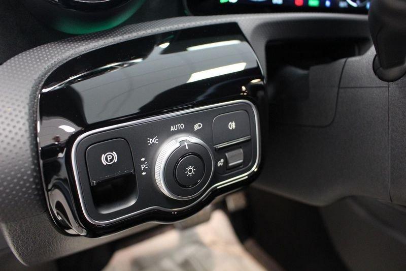 Mercedes-Benz Classe A A 250 e Plug-In-Hybrid AMG Line Premium Plus Speedshift DCT AMG 8G