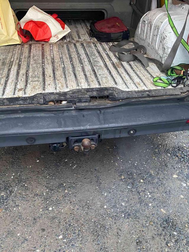 OPEL VIVARO VAN 2.5 CDTI 6 POSTI GANCIO TRAINO