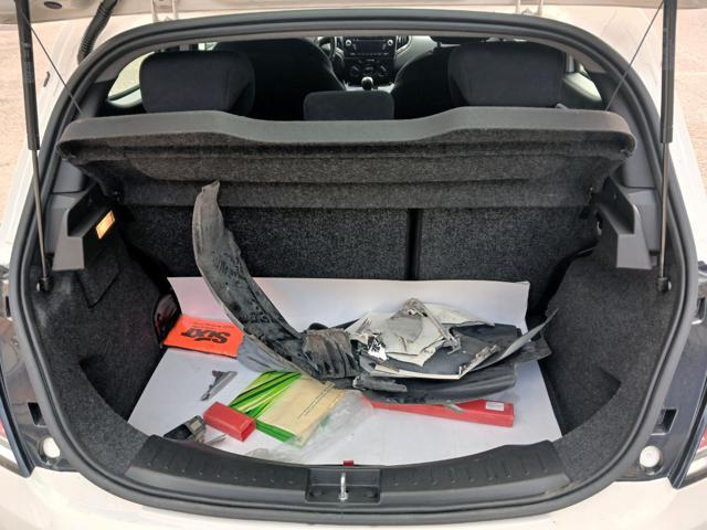 LANCIA Ypsilon 1.2 69 CV 5 porte VEICOLO PER COMMERCIANTI