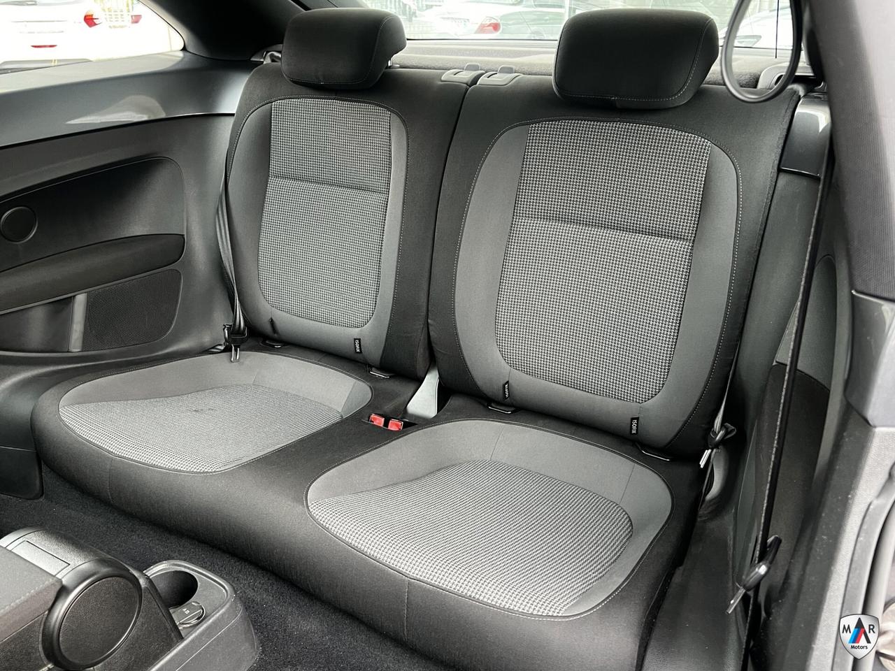Volkswagen Maggiolino 1.6 TDI Design