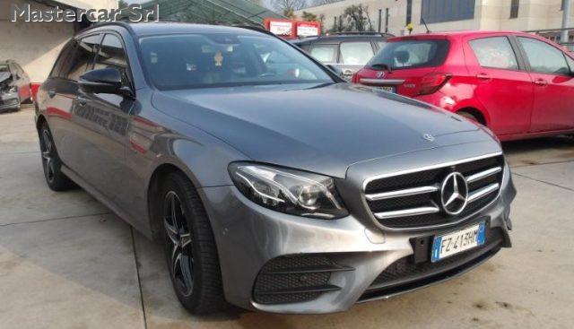 MERCEDES-BENZ E 300 Classe E SW de eq-power Premium auto - FZ413HM