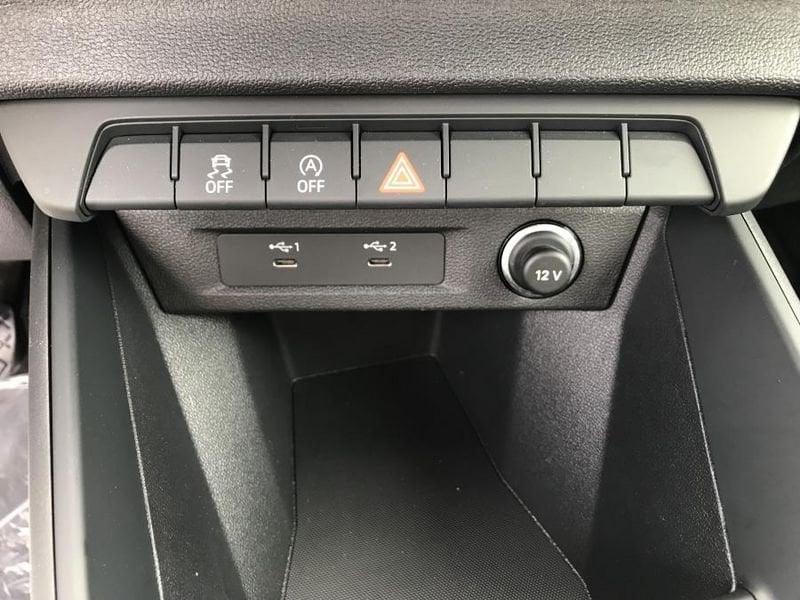 Audi A1 SPB 30 TFSI Admired 29 MILA KM