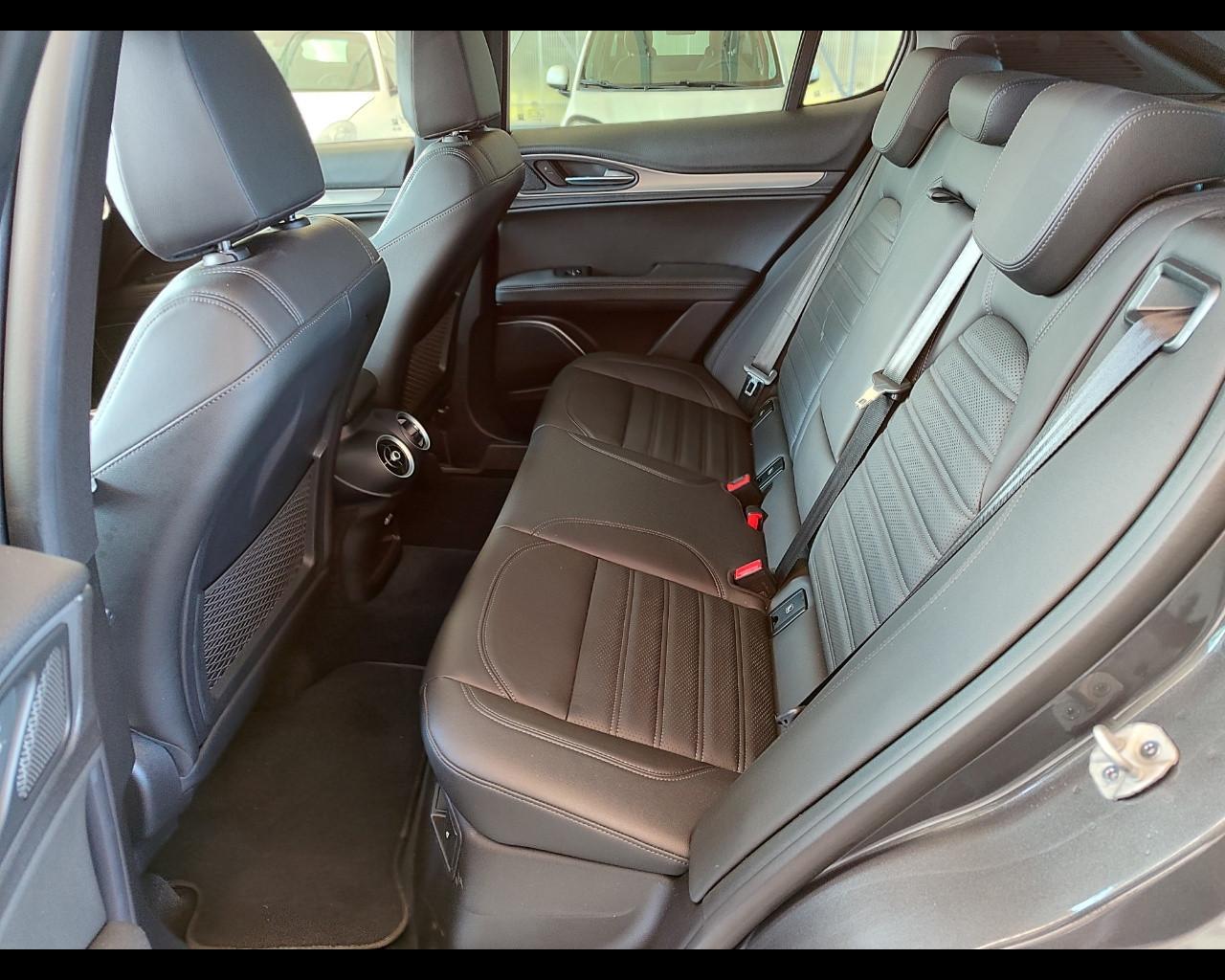 ALFA ROMEO Stelvio - Stelvio 2.2 Turbodiesel 210 CV AT8 Q4 Veloce