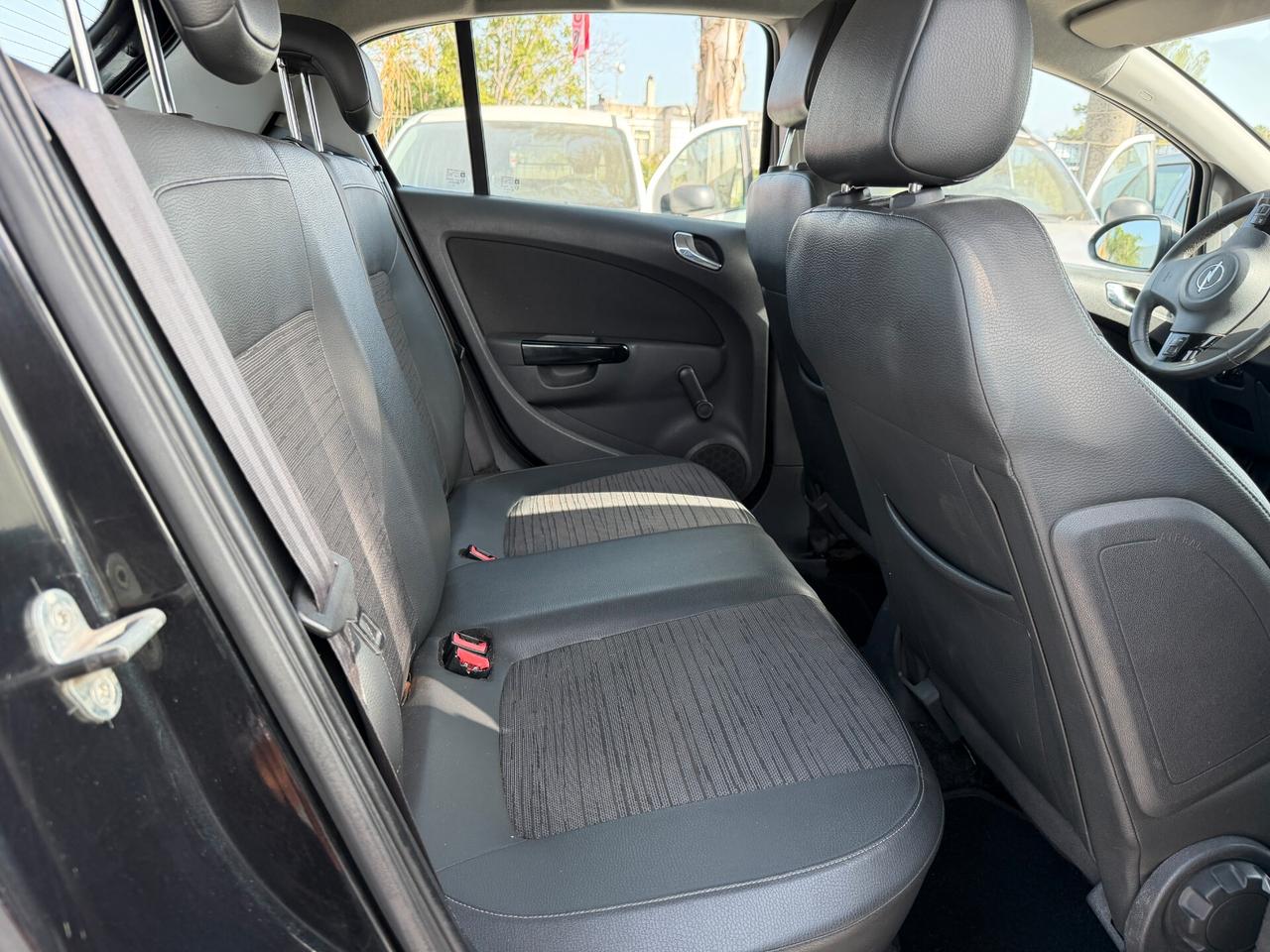 OPEL CORSA 2014 1.2 BENZINA 85 CV