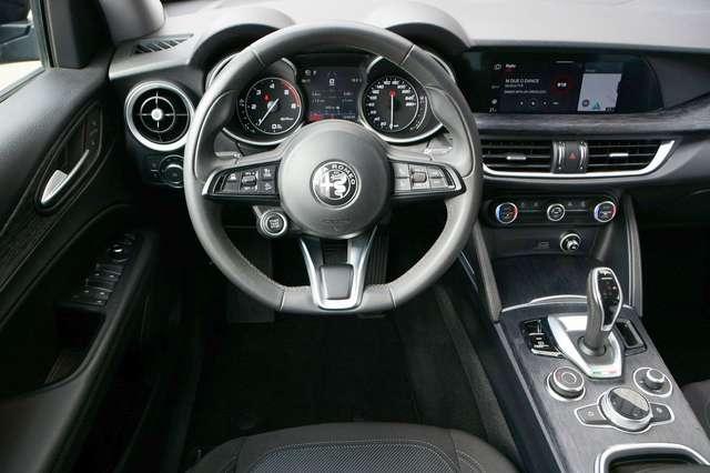 Alfa Romeo Stelvio 2.2 t Business rwd 160cv auto