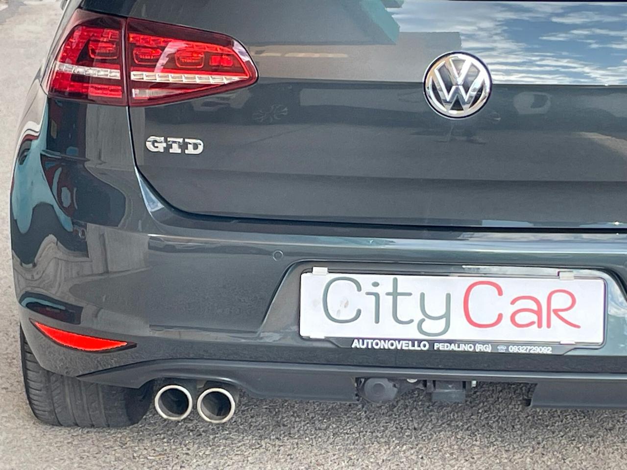 Volkswagen Golf 2.0 TDI DSG 5p. Highline BlueMotion Technology