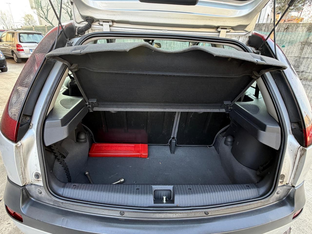 Opel Corsa 1.2i 16V cat 3 porte Comfort Euro 4