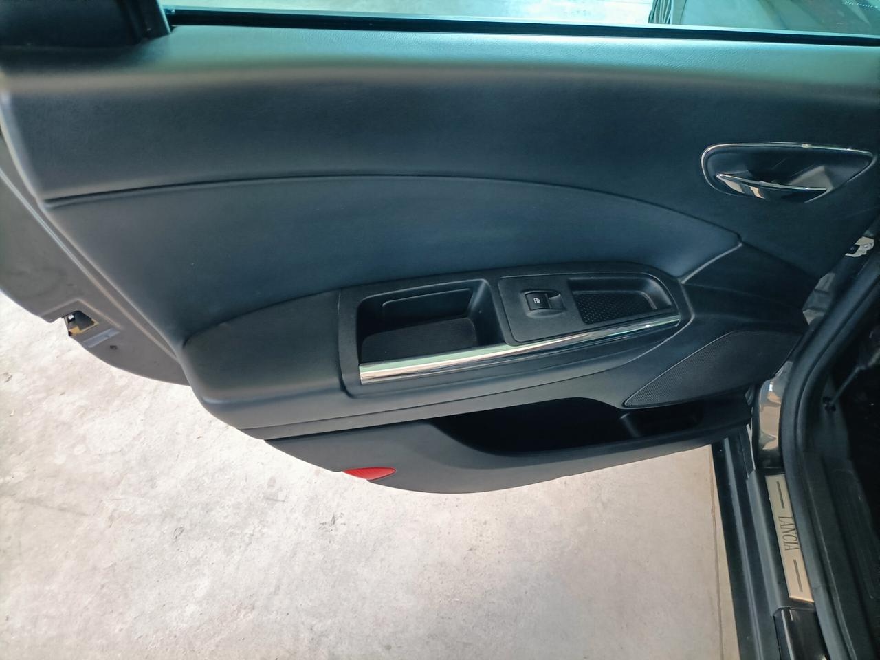 Lancia Delta 1.6 MJT CV 120 DPF Gold 06/2012