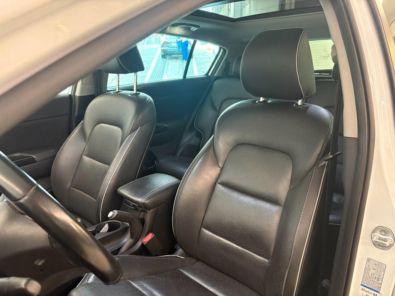 Kia Sportage 2.0 crdi Rebel Techno Pack awd 136cv