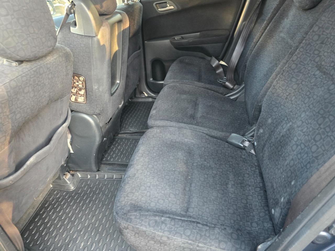 Honda FR-V 2.2 16V i-CTDi Comfort Plus DPF