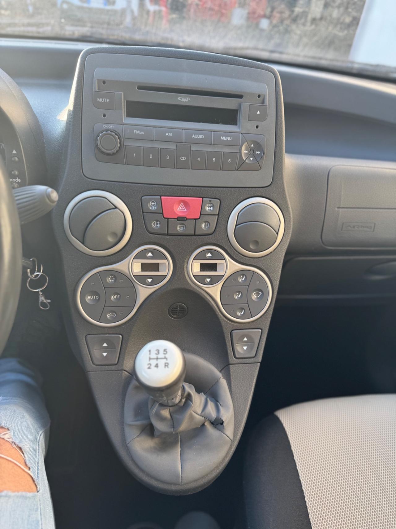 Fiat Panda 1.3 MJT 16V DPF Emotion