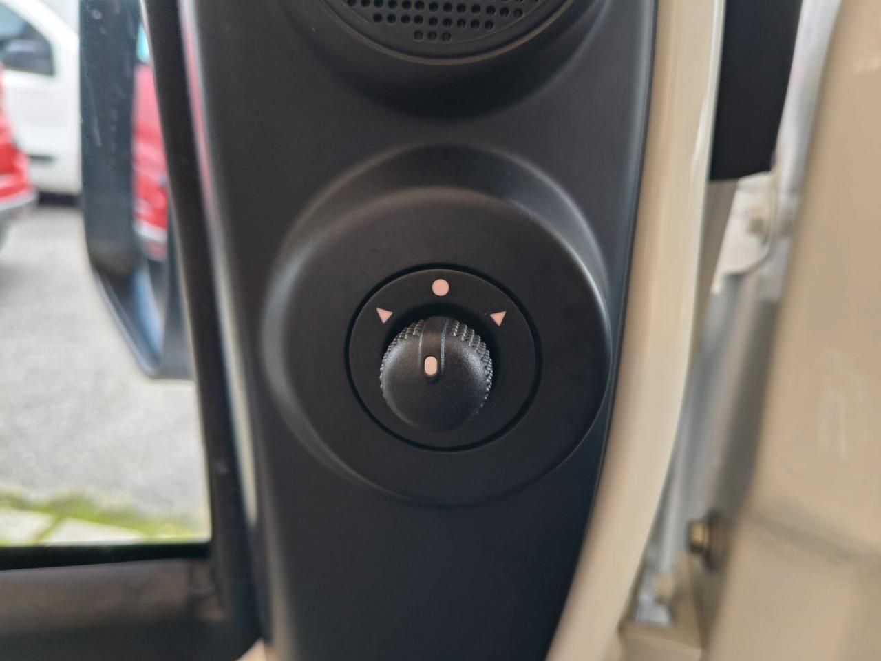 Fiat Fiorino 1.3 MJT 95CV Cargo Adventure