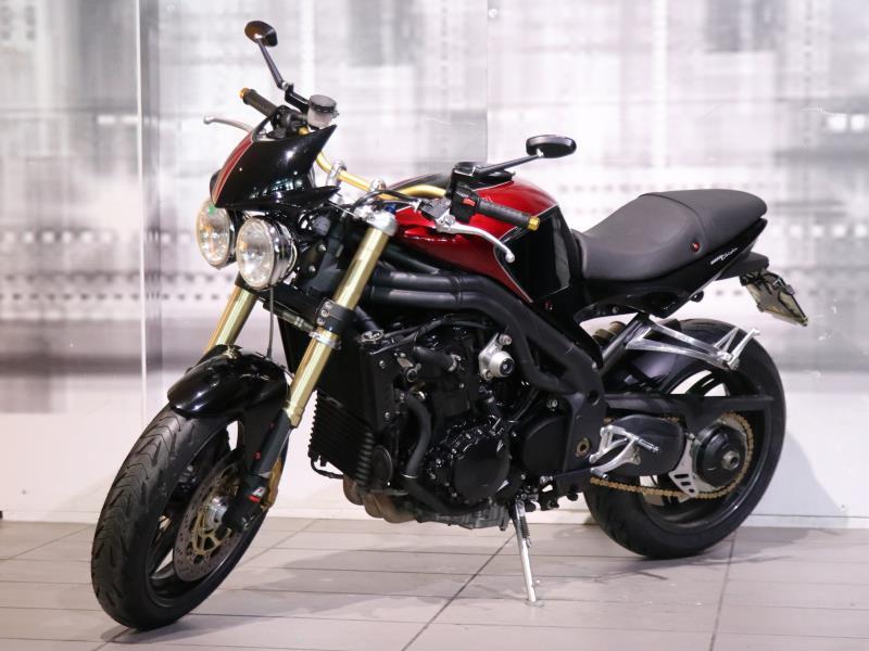Triumph Speed Triple 1050