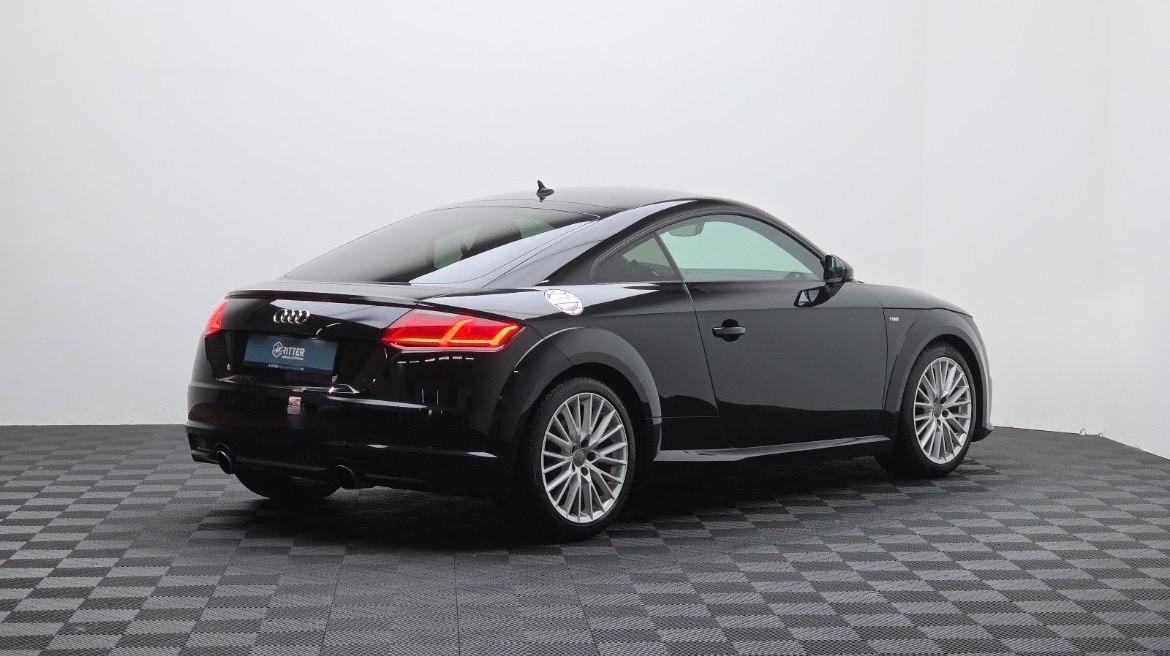 Audi TT Coupé 2.0 TFSI S line