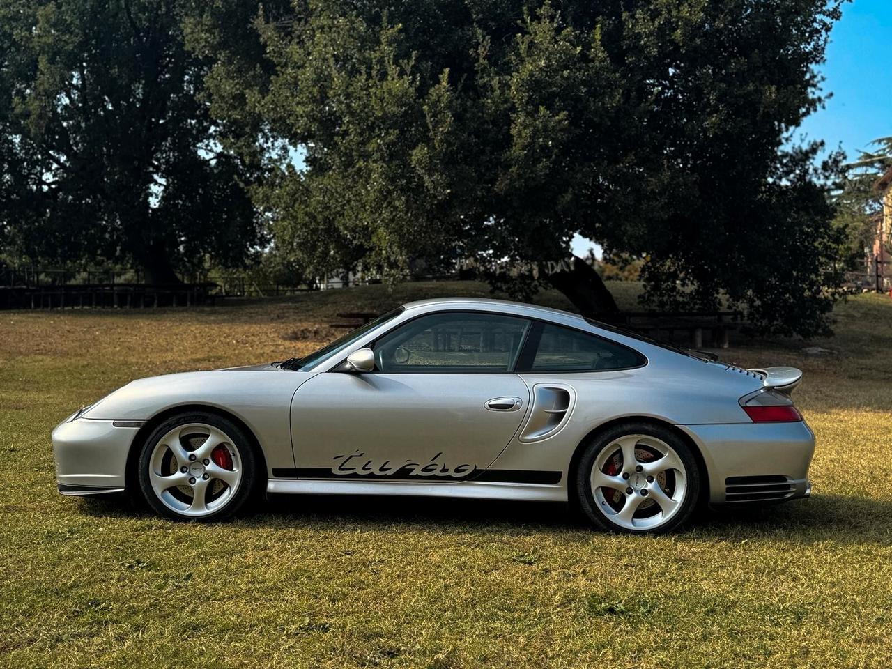 Porsche 911 Turbo cat Coupé