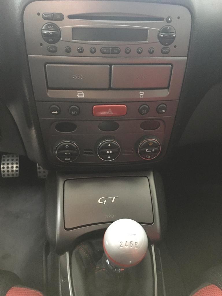Alfa Romeo GT 1.9 JTDM 16V Black Line