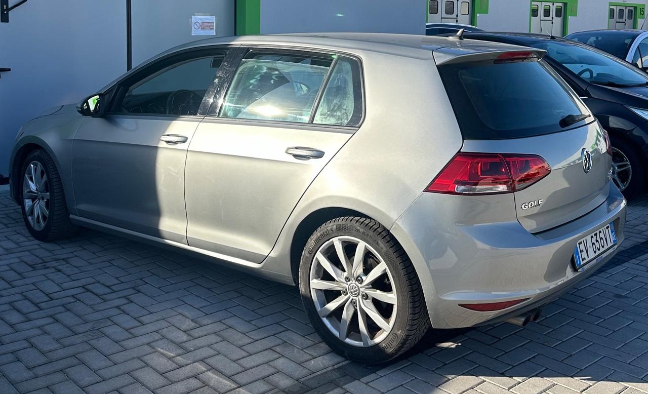 Volkswagen Golf 2.0 TDI 5p. Highline BlueMotion Technology