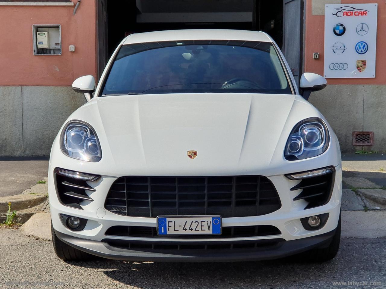 PORSCHE Macan 2.0 BENZINA 252 CV