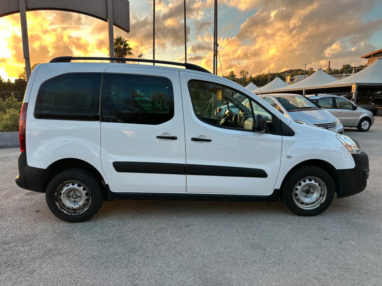 Peugeot Partner BlueHDi 120 S&S L1 Furgone Premium
