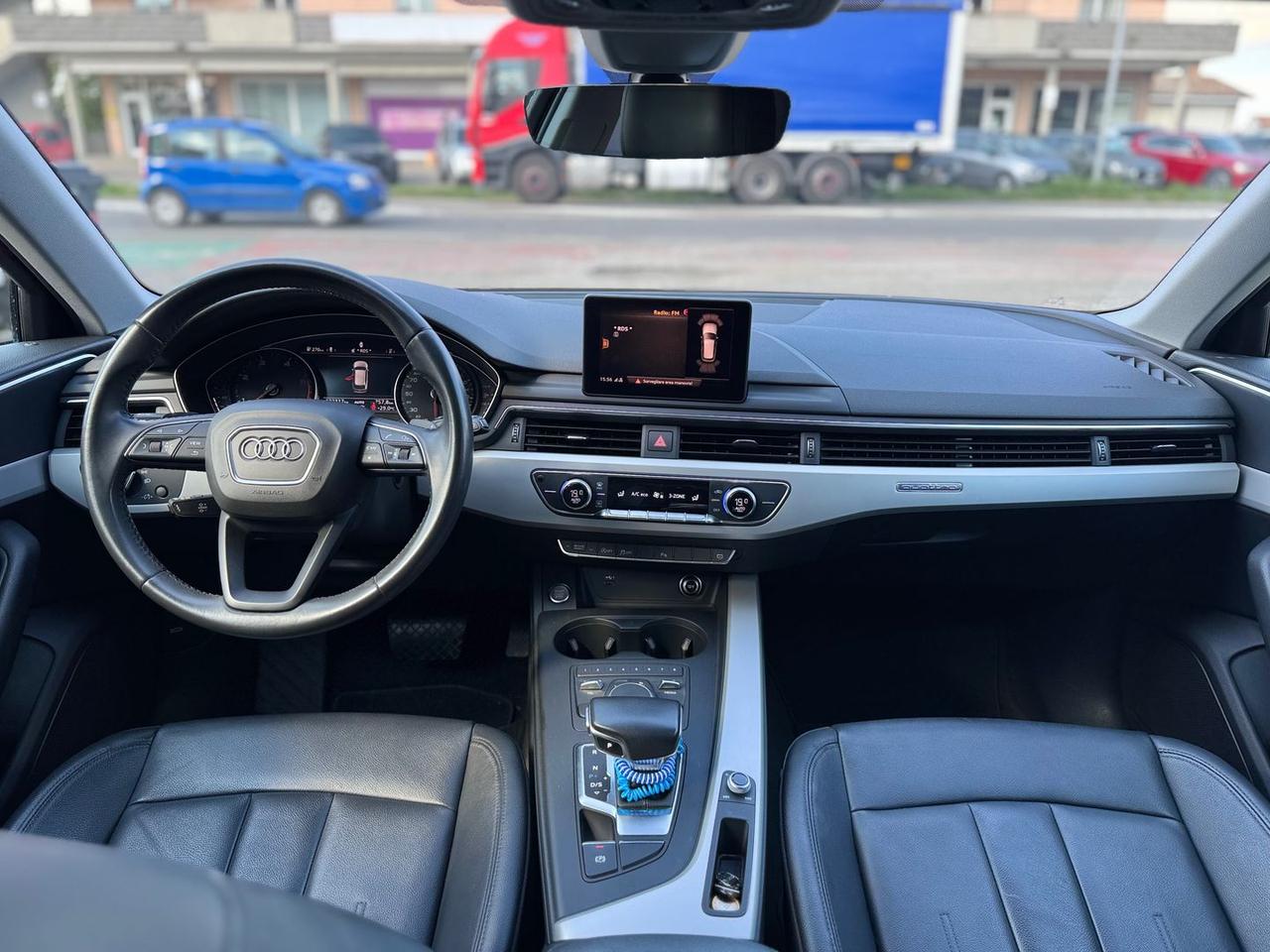Audi A4 Business 3.0 45 TDI #6681