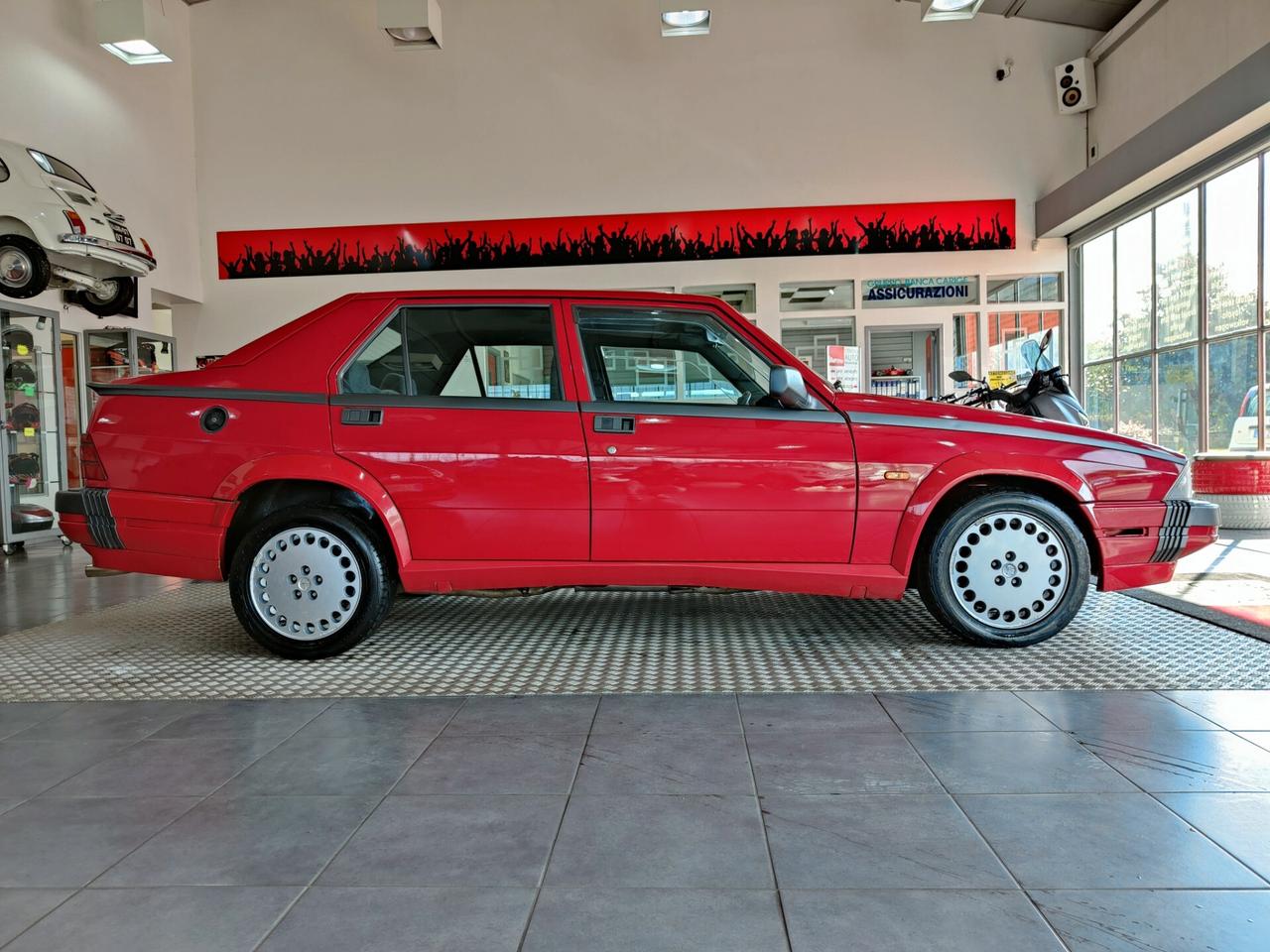 Alfa Romeo 75 1.8i turbo America