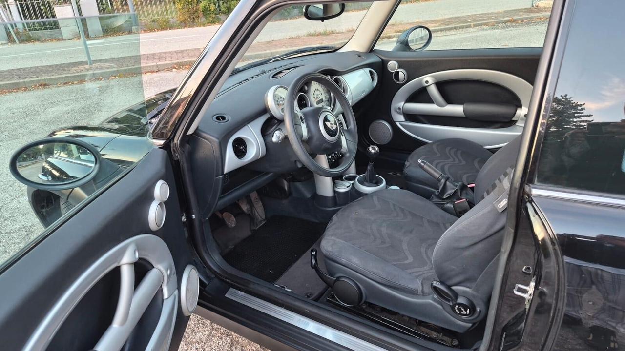 Mini 1.6 16V One de luxe