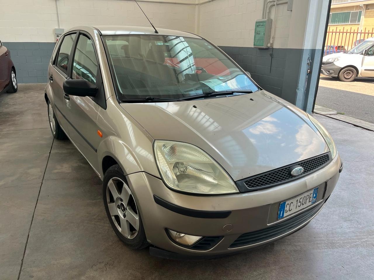 Ford Fiesta 1.4 16V 5p. Zetec