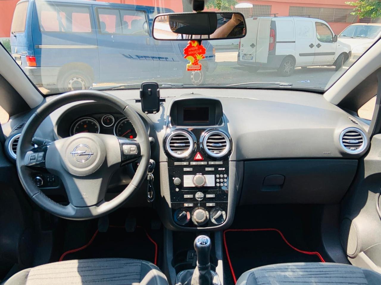 Opel Corsa 1.2 85CV 5 porte GPL-TECH Edition
