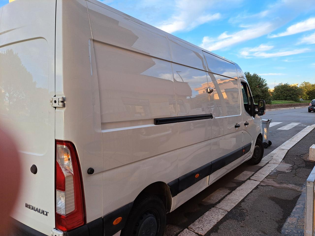 Renault Master T35-MAXI-2.3DCI/136CV