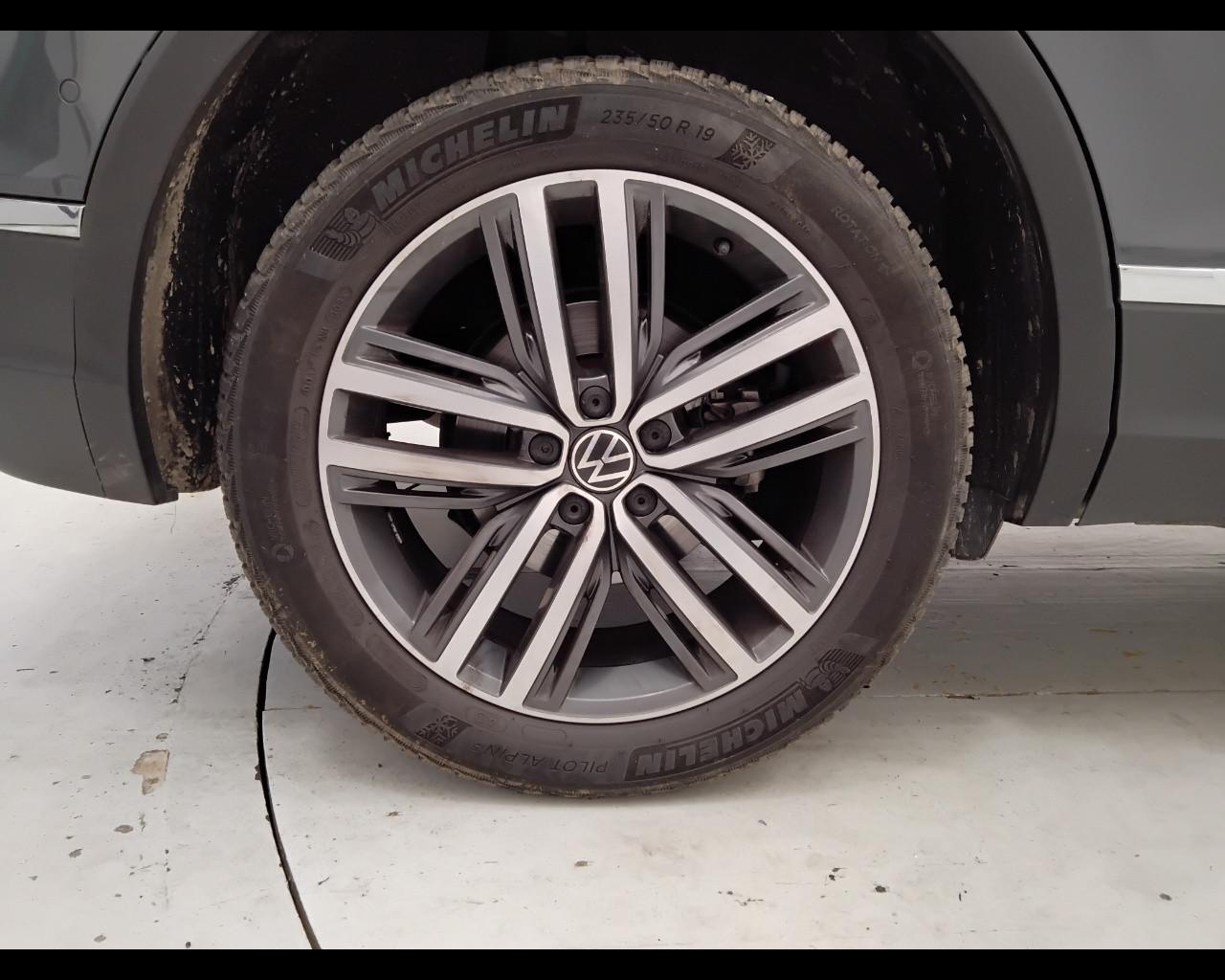 VOLKSWAGEN Tiguan II 2021 - Tiguan 2.0 tdi Elegance 4motion 200cv dsg