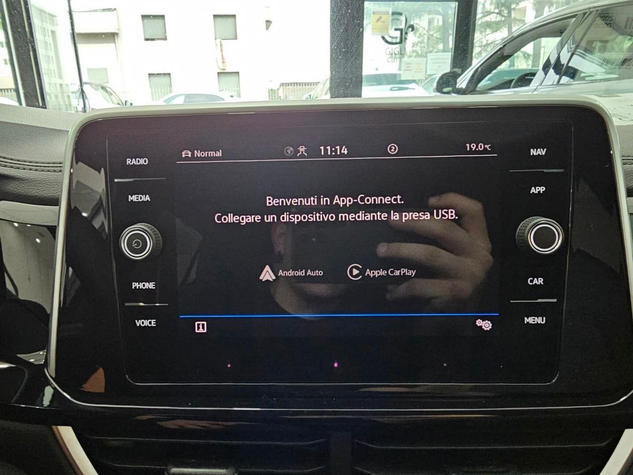 Volkswagen T-Roc 2.0 TDI SCR 150 CV DSG R-Line