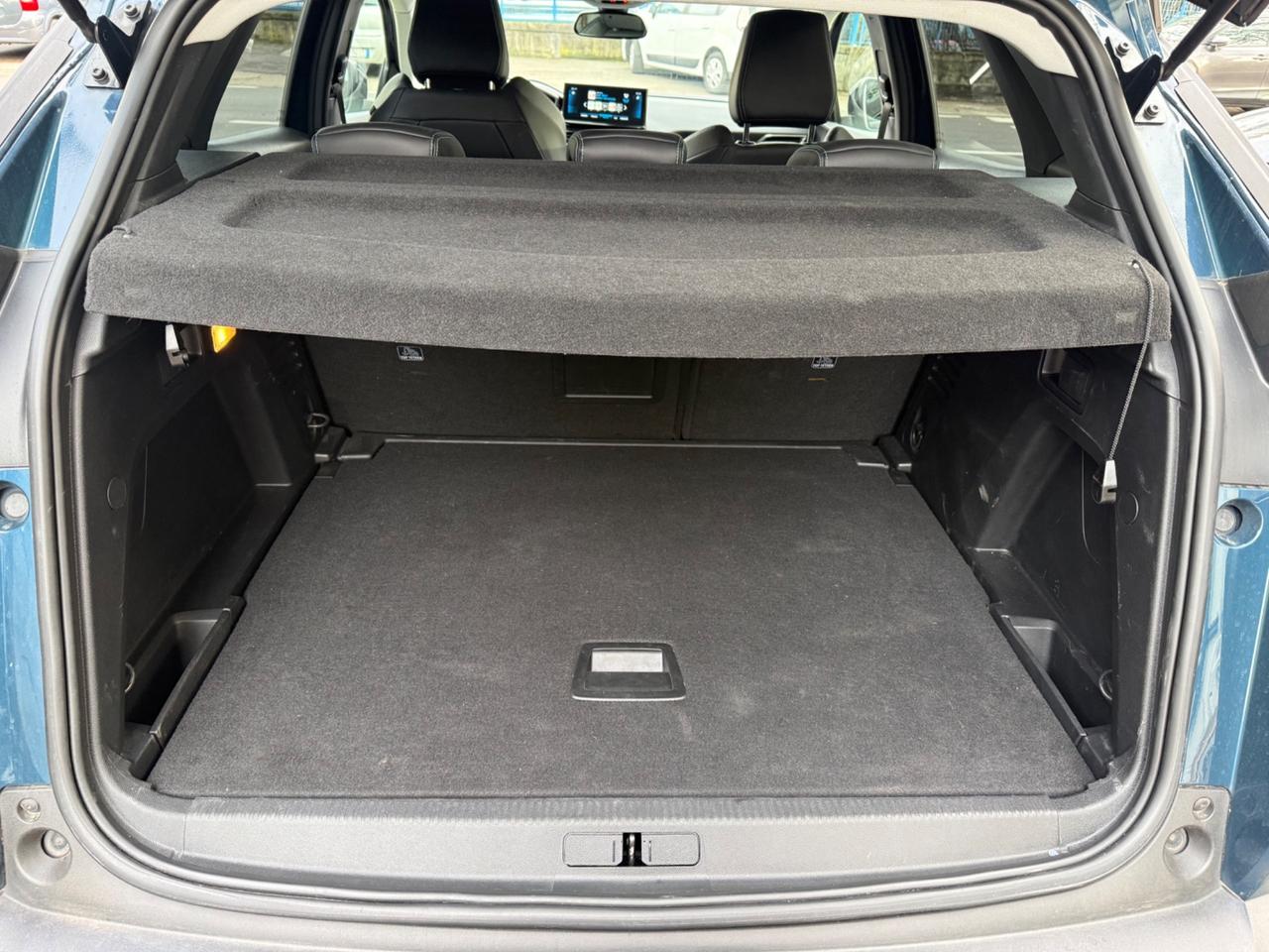 Peugeot 3008 BlueHDi 130 S&S EAT8 Active Pack