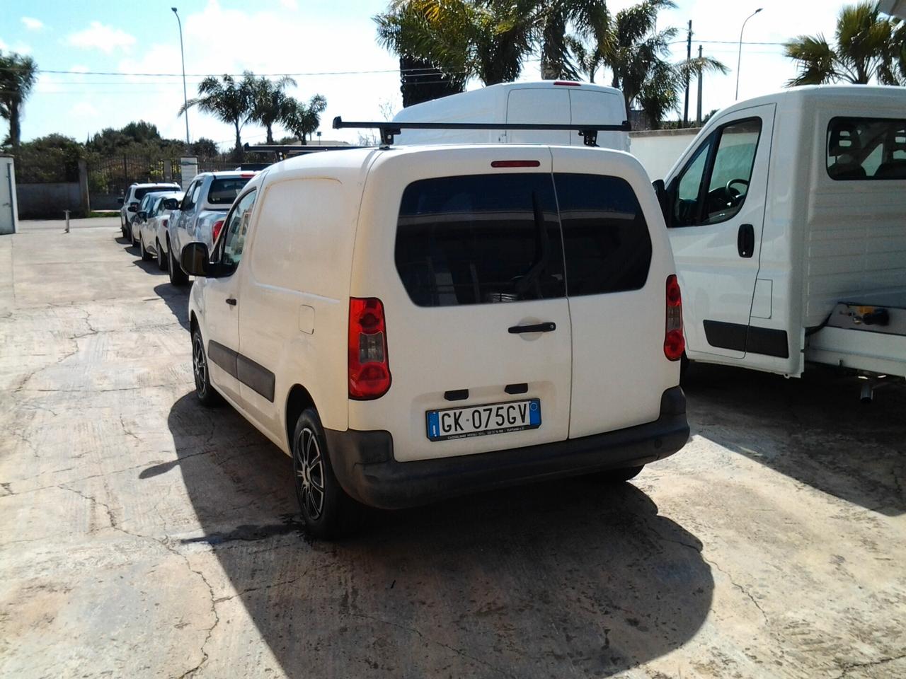 Citroen berlingo 1.6 hdi 3 posti 2010