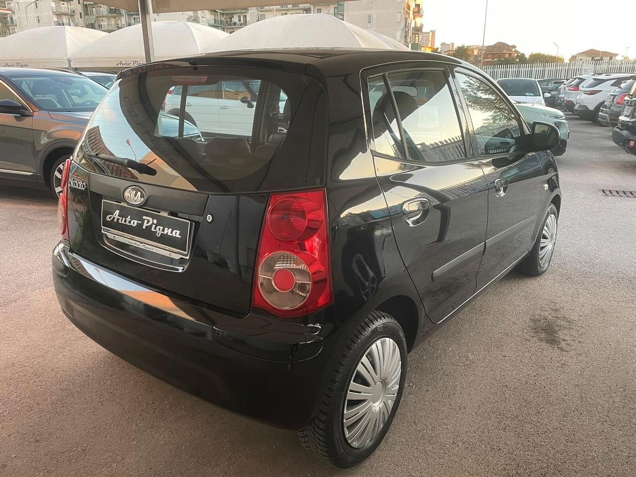 Kia Picanto 1.0