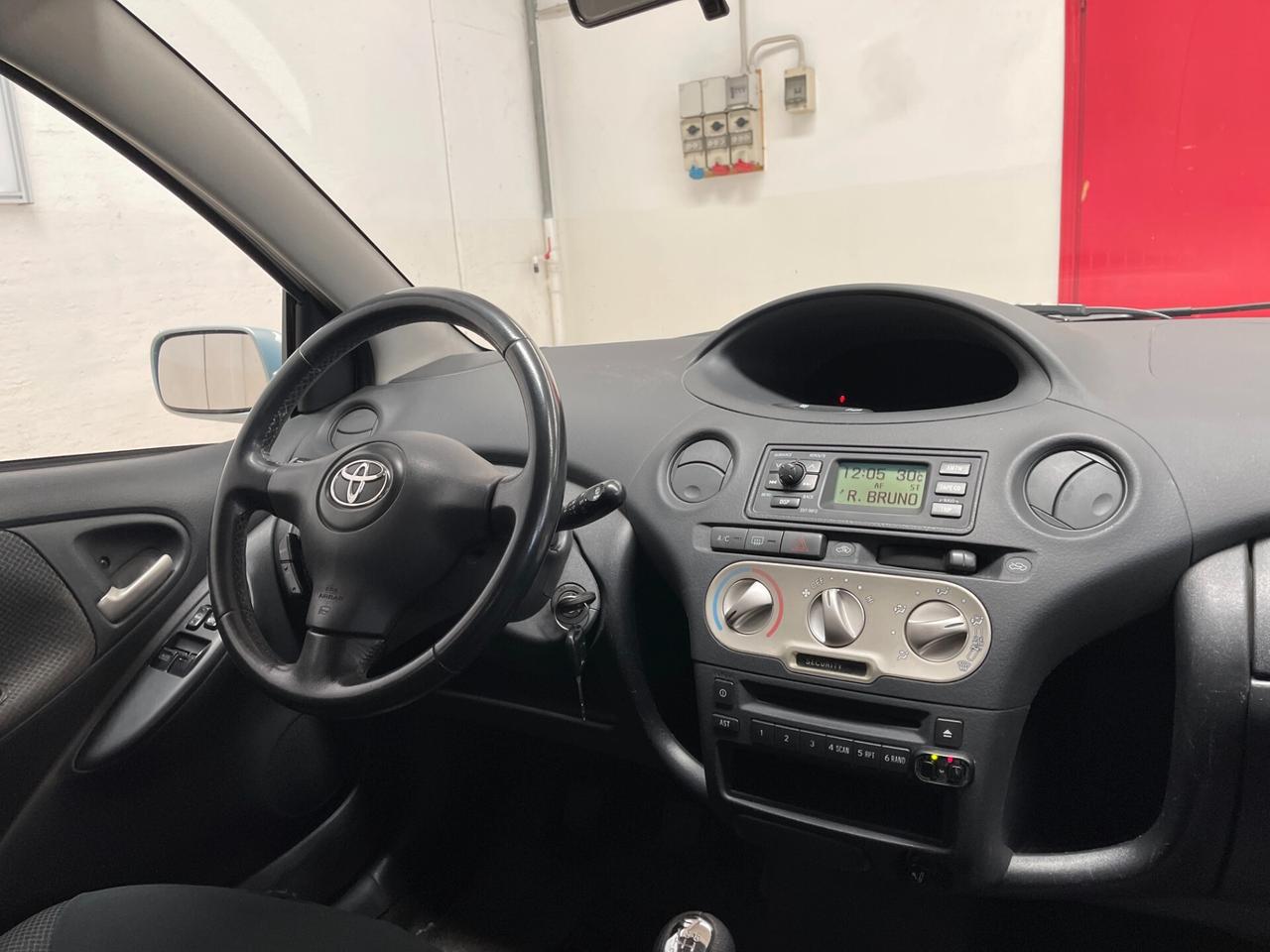 Toyota Yaris 1.0 Sol Blue 5porte-Unico Proprietario-Ok Neopatentati-LEGGI SOTTO