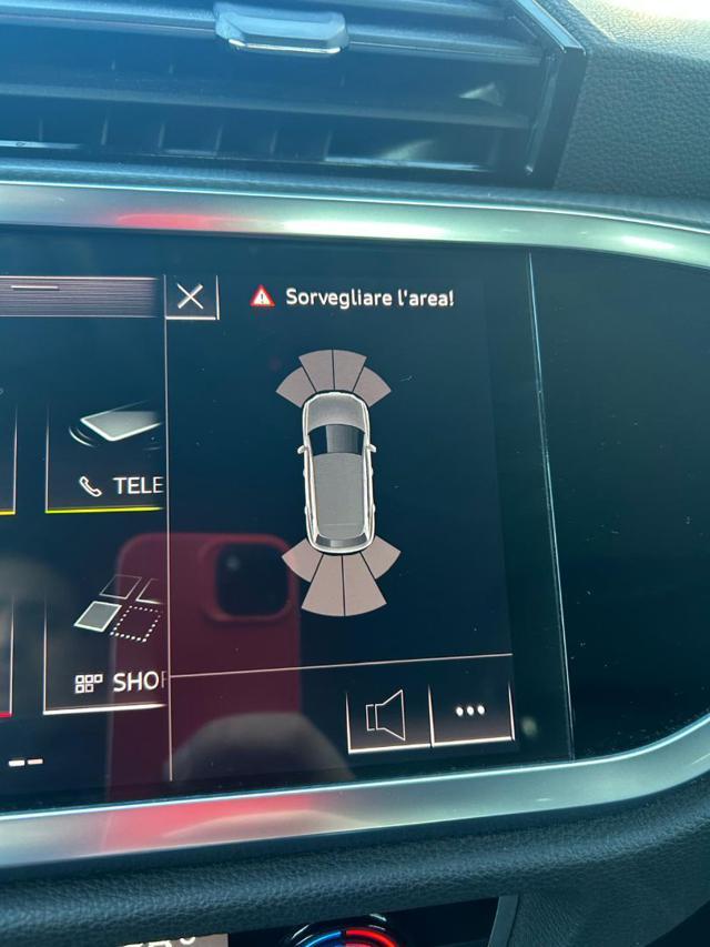 AUDI Q3 35 TDI quattro S tronic Business