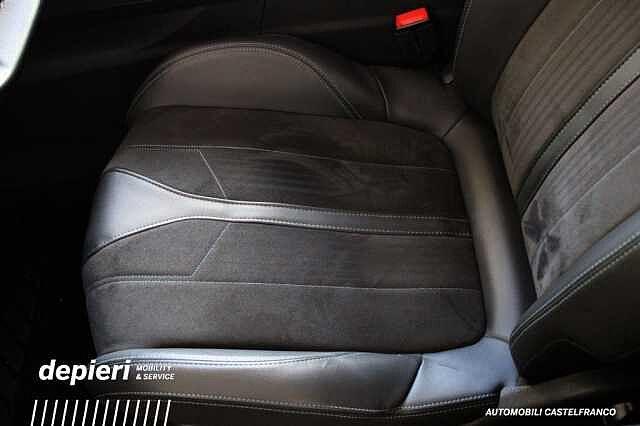 Peugeot 5008 BlueHDi 130 S&S EAT8 Crossway autom OK NEOP