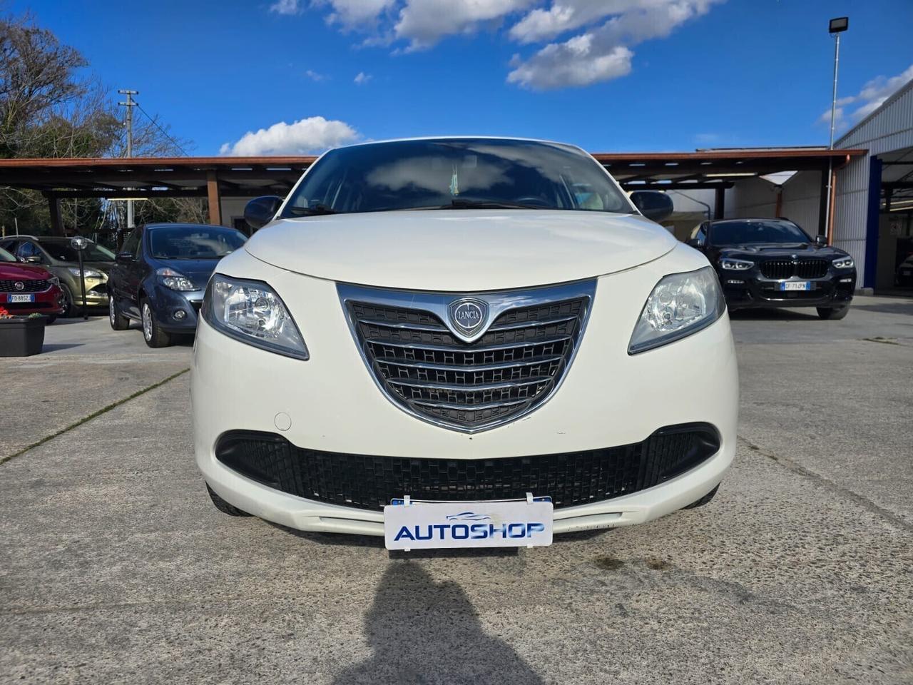 Lancia Ypsilon 1.2 69 CV 5 porte S&S Platinum