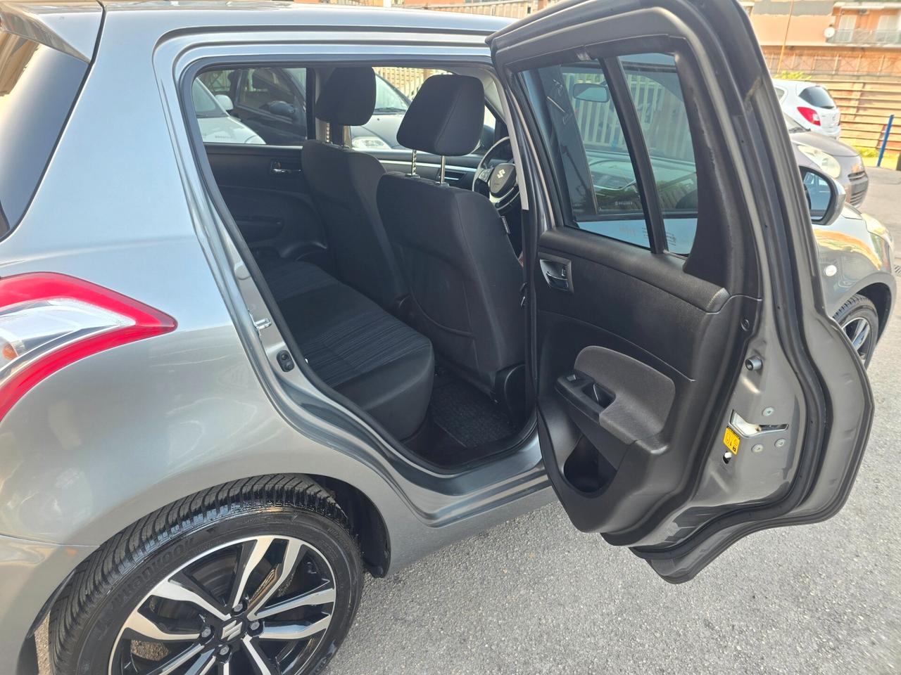 Suzuki Swift 1.2 VVT 5 porte B-Top