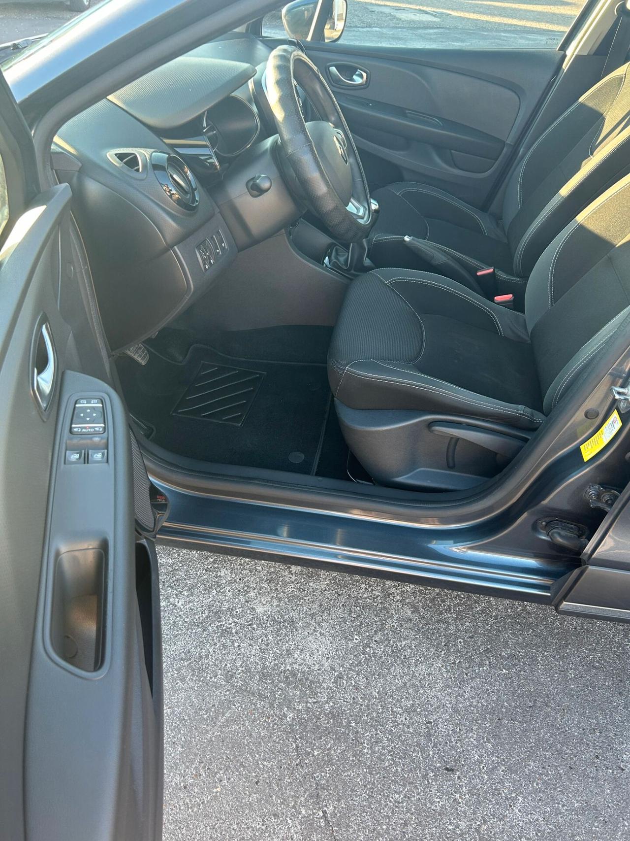 Renault Clio dCi 8V 75CV Start&Stop 5 porte Energy Zen