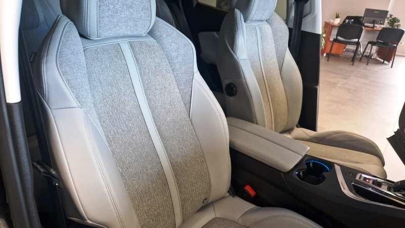 Peugeot 3008 BlueHDi 130 CV S&S EAT8 Allure