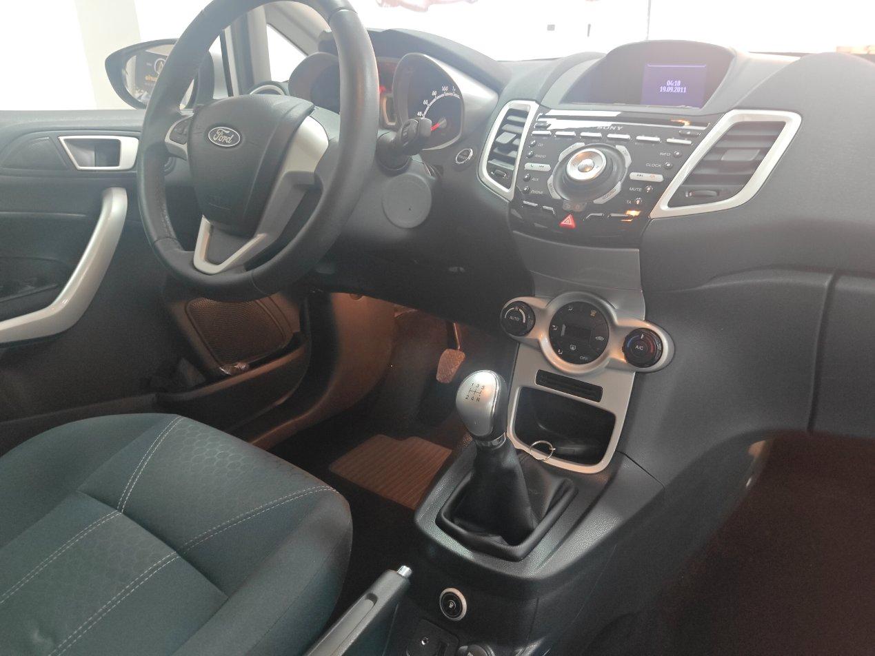 Ford Fiesta 5 Porte Fiesta 5p 1.4 16v Titanium c/esp Gpl E5