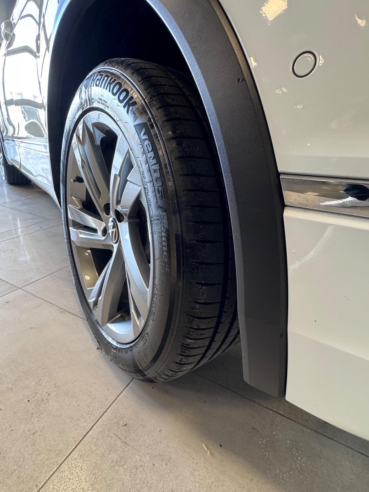 VOLKSWAGEN TIGUAN MY2023 2.0 TDI DSG RLINE