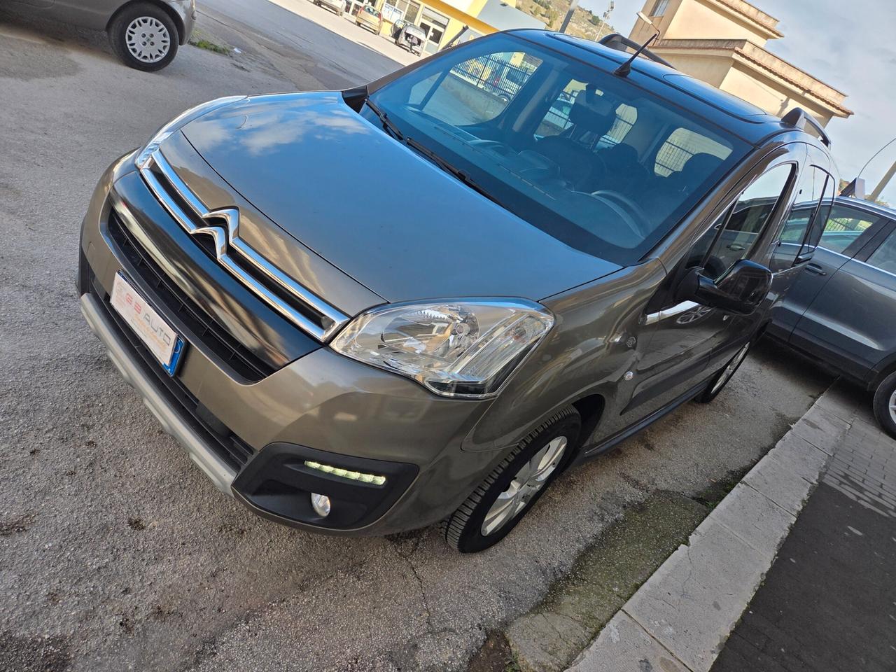 CITROEN BERLINGO 1.6 HDI 100 CV 5 POSTI NAVIGAT KMCERT
