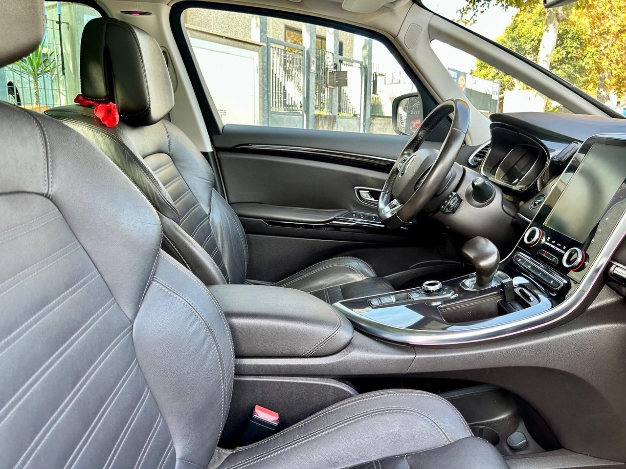 Renault Espace dCi 160CV EDC Energy Initiale Paris 4Control