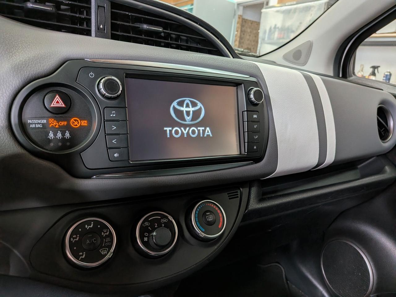 TOYOTA YARIS 1.3 99CV 5 PORTE