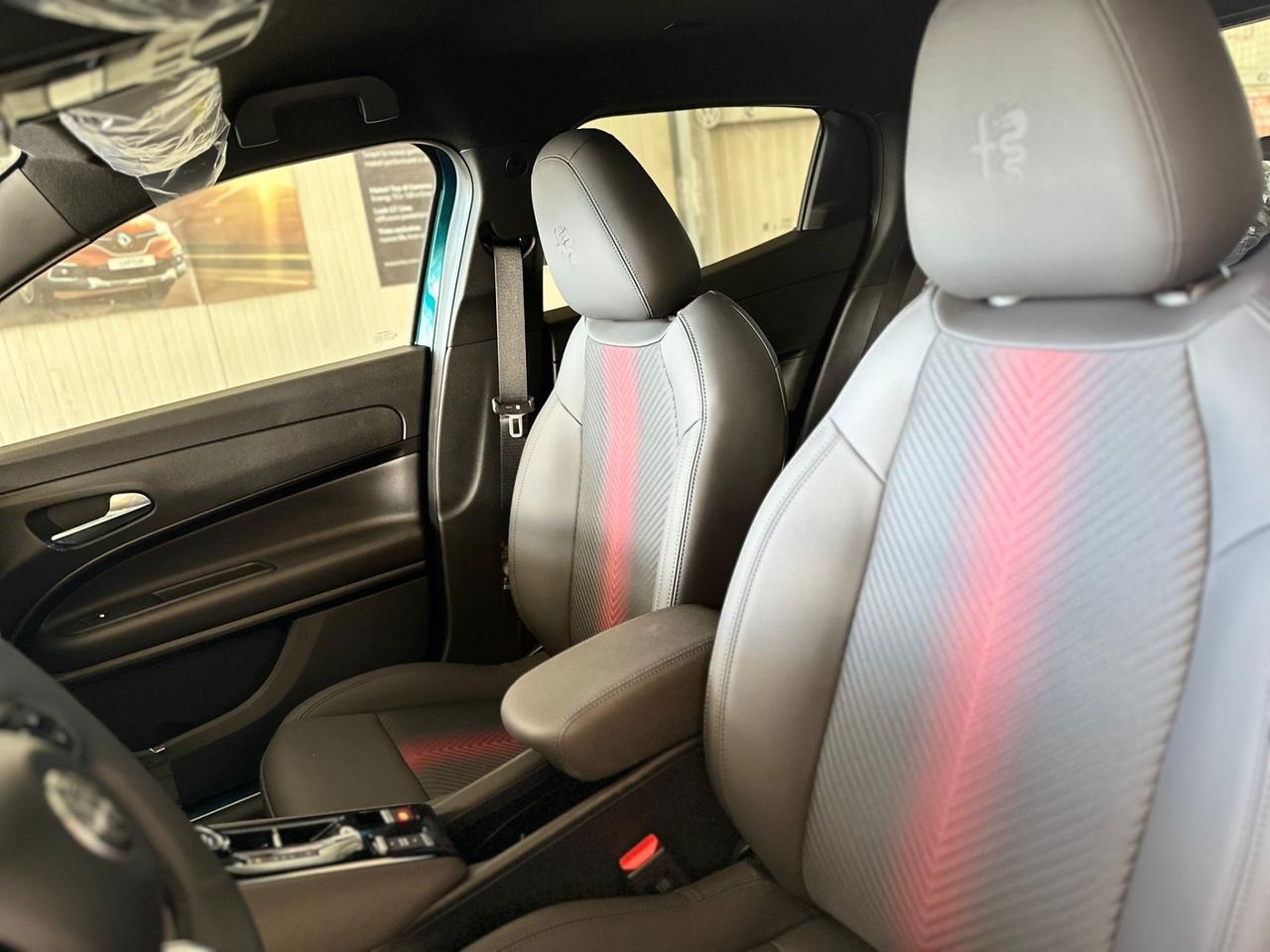 Alfa Romeo Junior 1.2 145CV Hybrid eDCT6 Speciale
