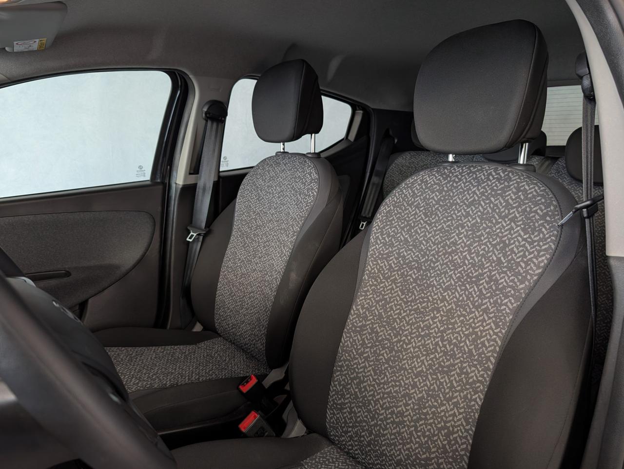 Lancia Ypsilon 1.0 Hybrid 70cv Silver Plus