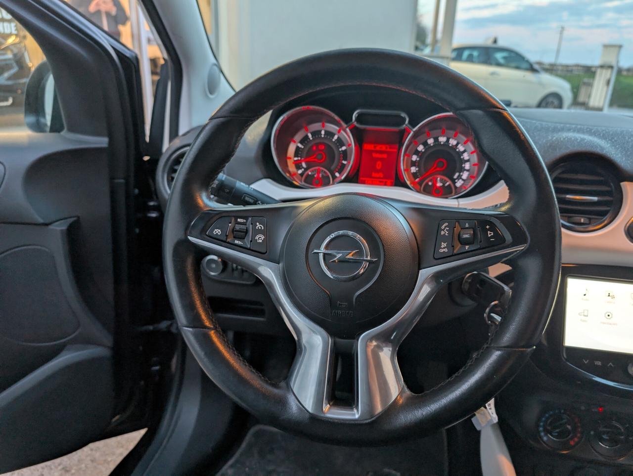 Opel Adam 1.4 87CV GPL 2014