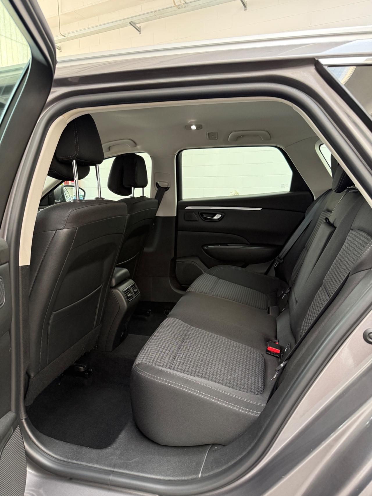 Renault Talisman Sporter Blue 1.7 dCi 150 CV